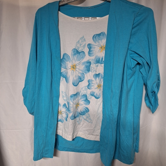 Blue Floral Women's Blouse - Picture 1 of 6